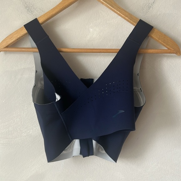 Brooks Dare Zip Run Bra 2.0 high impact size 36dd - Picture 4 of 6